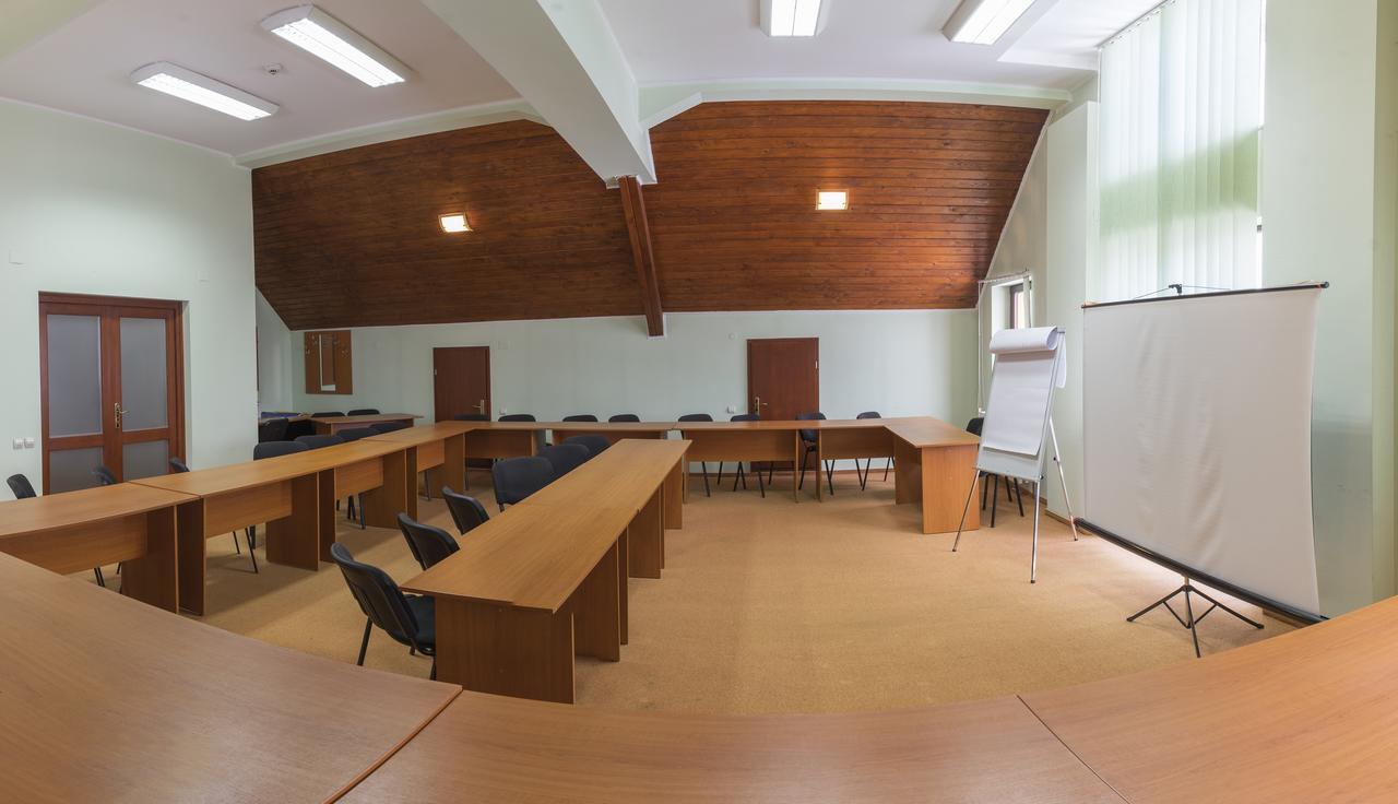Pensiunea Vanatorul Vatra Dornei Exterior photo